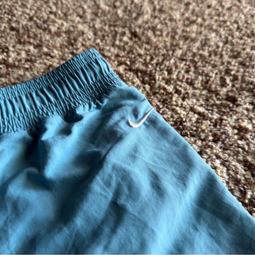 Nike ACG Shorts with 2 bonus items - Picture 10 of 11